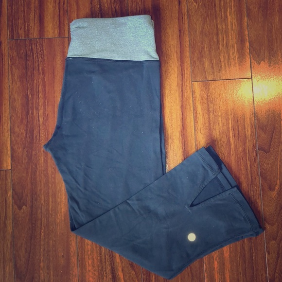 lululemon athletica Pants - Lululemon Cropped Yogas🍋